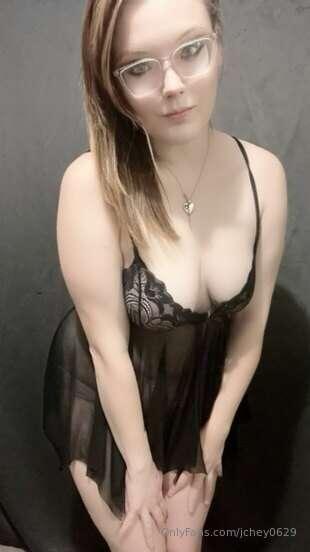 🔥💃 Sizzling hot in black lace lingerie! 🔥💋 Can you handle th..
