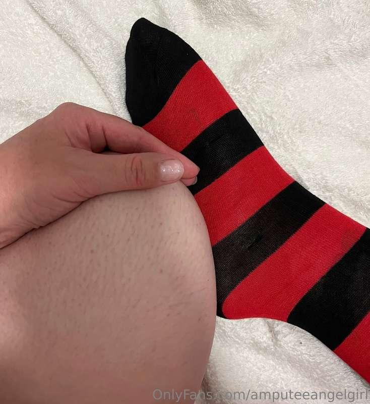 Over the knee socks and a red lace G-string … 🔥 If you want ..