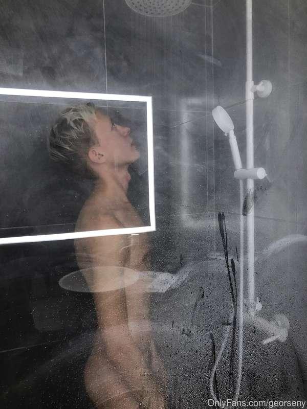 💦