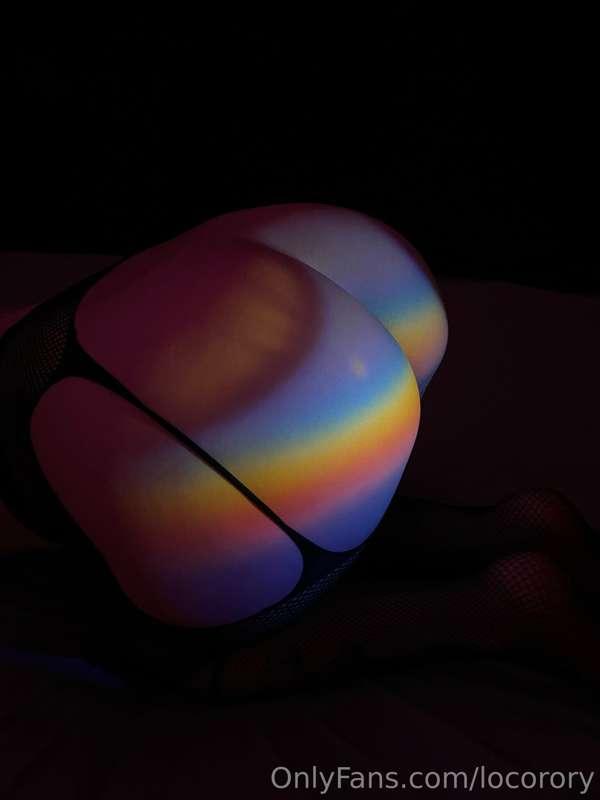 Friday = Ass Day 😋