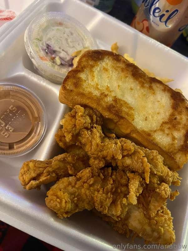 The dinner ➡️ the belly