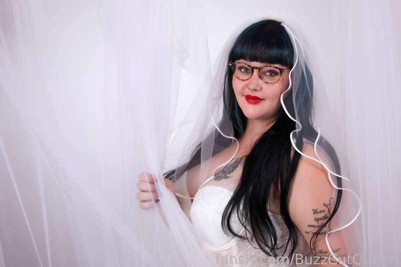buzzcutqueen image #7