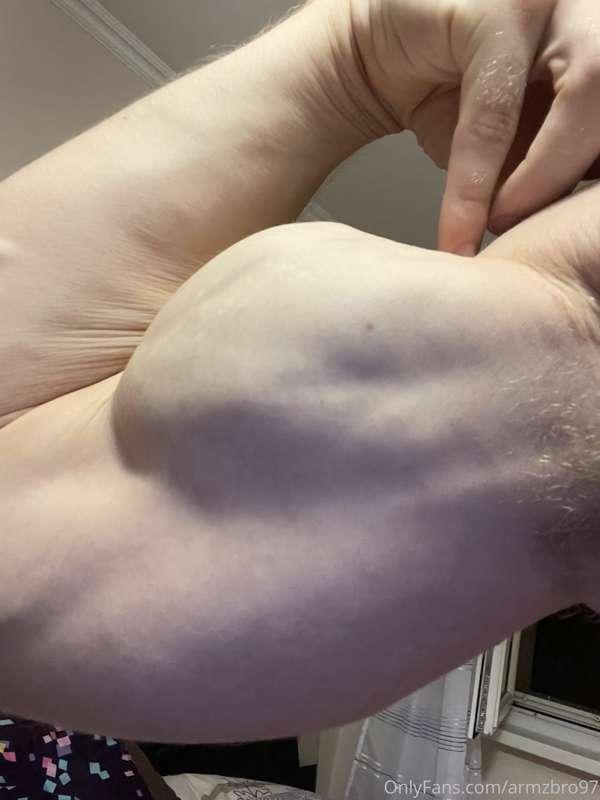 armzbro97 image #1