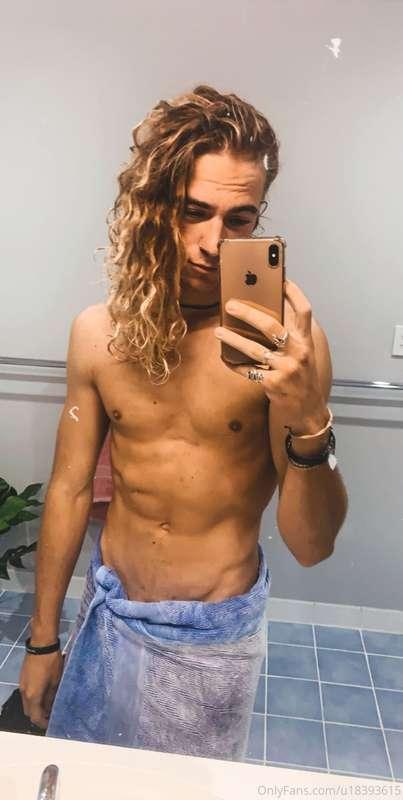 I could spend my whole life in a towel tbh 😂🤷🏼‍♂️