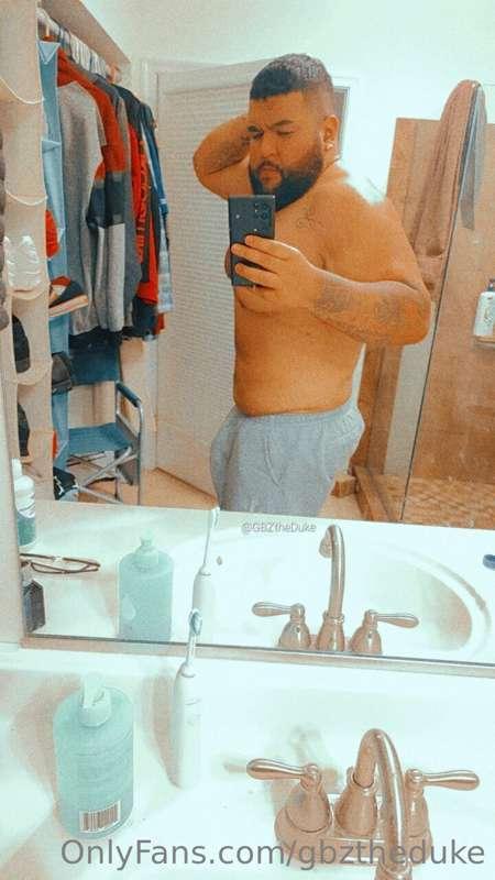 Losing weight helps my bulge look better 😈