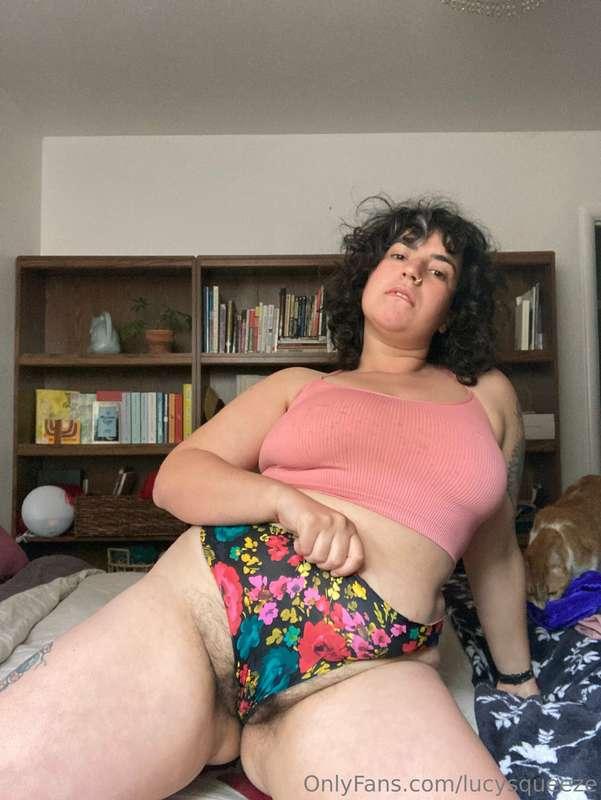 lucysqueeze image #1