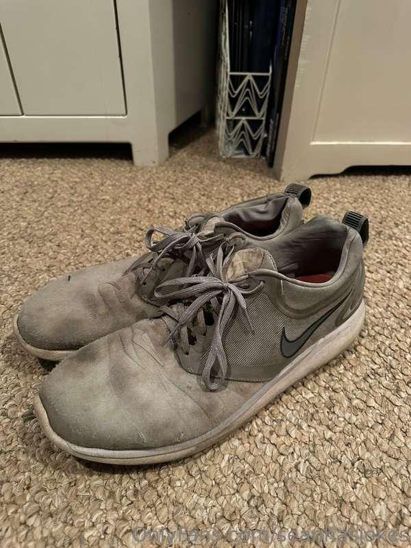 USED beat up shoes sale! I need these shoes gone and I’d run..