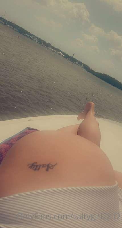 Island booty 👅🍑