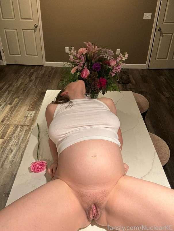 Being pregnant was so much fun 😈



#pregnant #hairypussy #brunette #freckles #curvy #dildoride #pinkpussy #pregnantporn #milf 