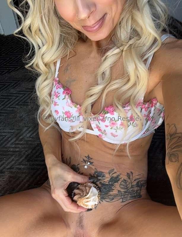 I’ve got snacks for you 😏