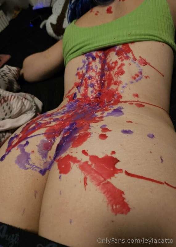 Playing with wax is fun x3