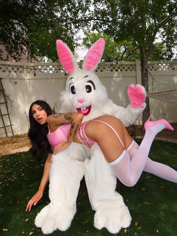 i need a dick to spoil 😛