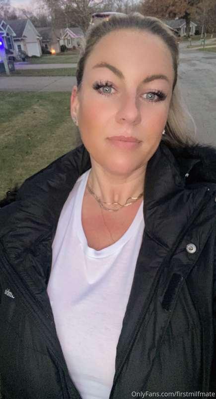 Value what you have when you have it. 
xoxo🖤🖤
