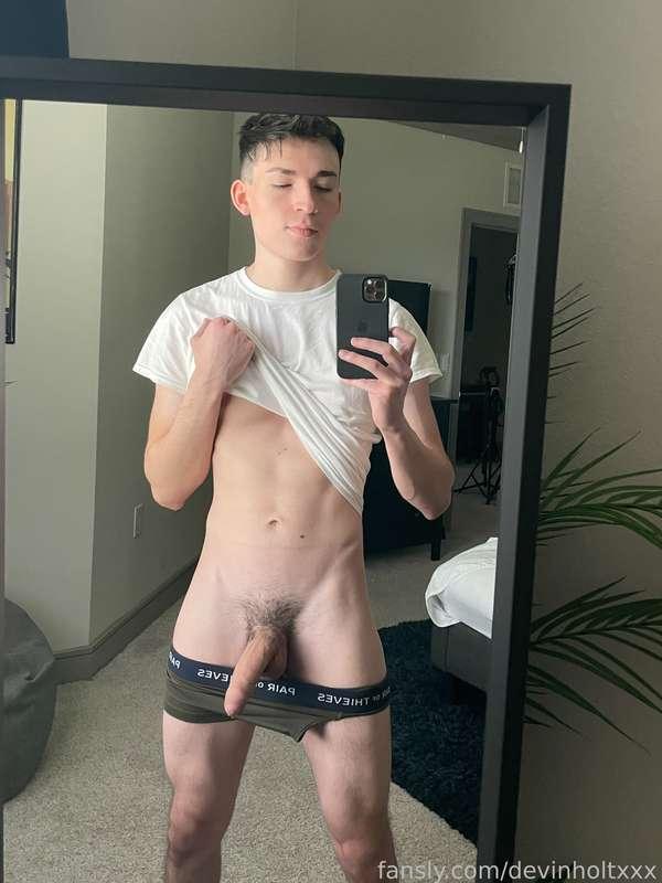 devinholtxxx image #2