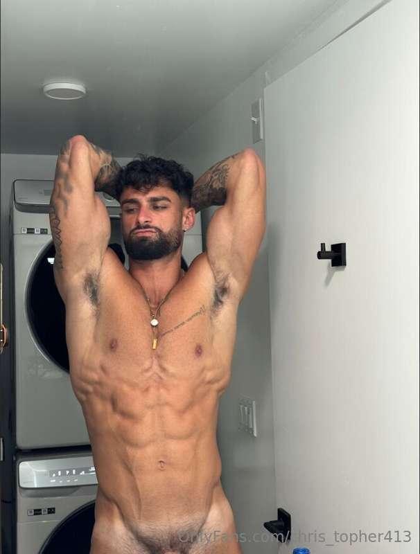 Everybody wake up. It's Armpits Monday today did you forget?..