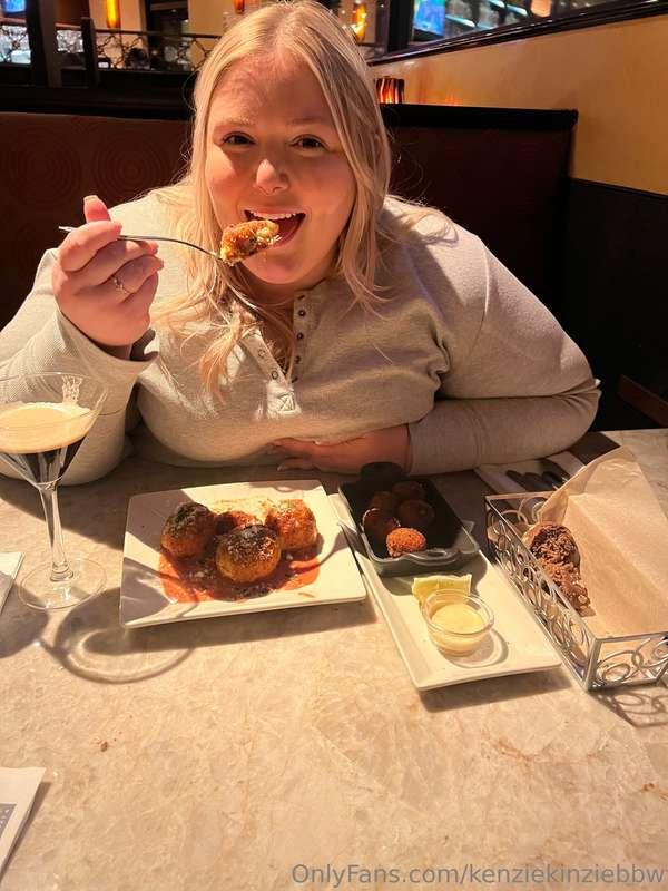 kenziekinziebbw image #0