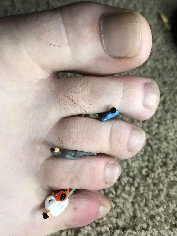 bigscruffyfeet image #0