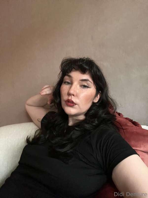fully clothed and I still make you drool, don’t I? 🤭