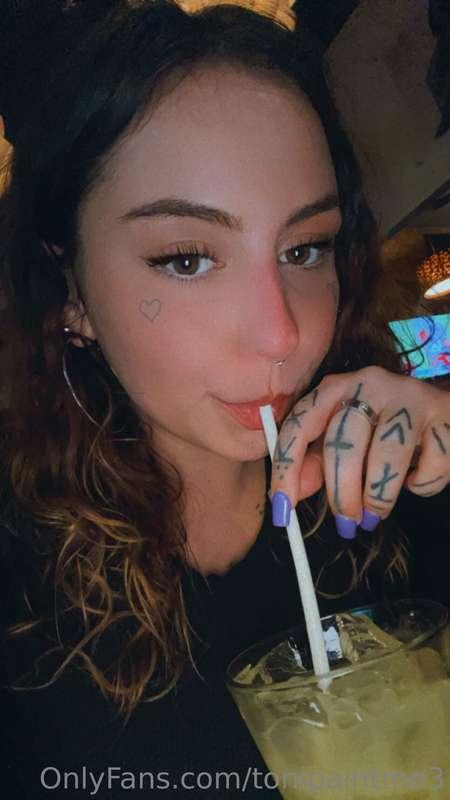 Should I go to the bathroom and do a titty drop vid ?