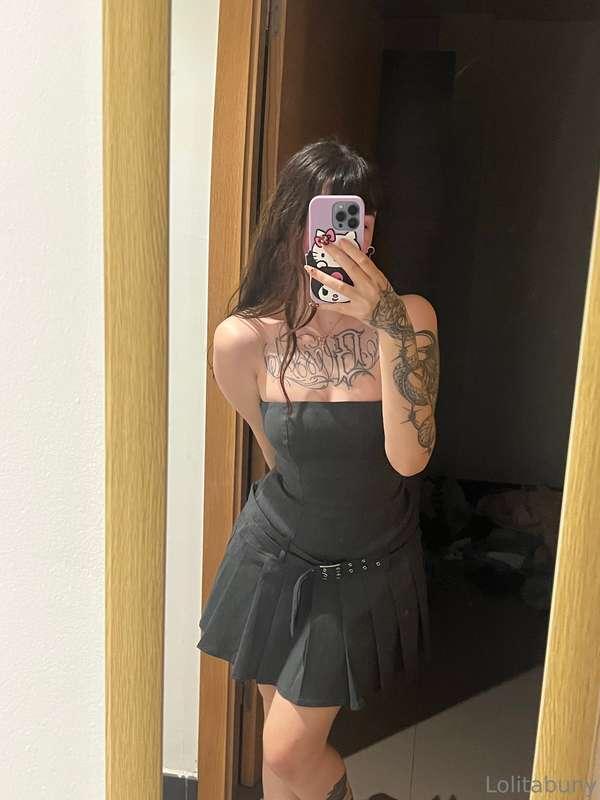Primer , segundo o tercer vestido ? Me ayudas a elegir ?? :3