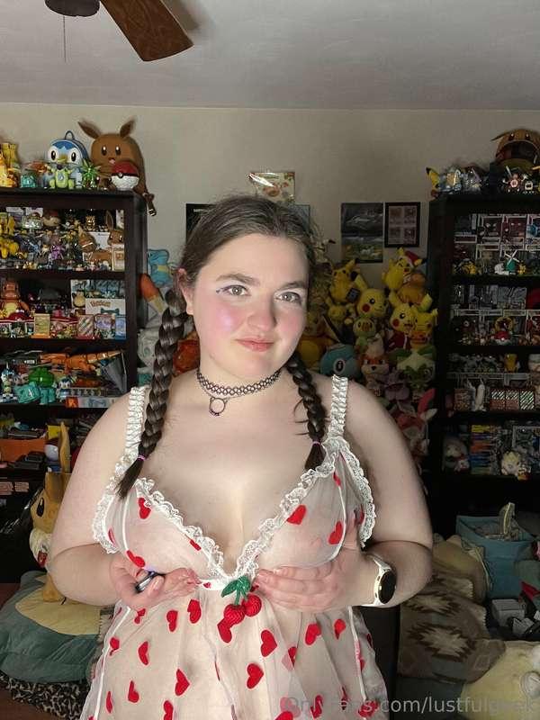lustfulgeek image #2