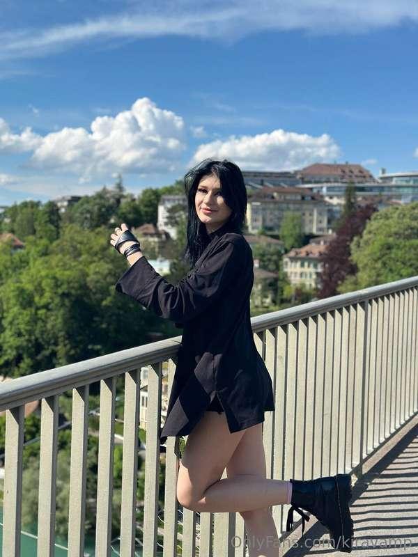 a beautiful place to take a photo 😁😁