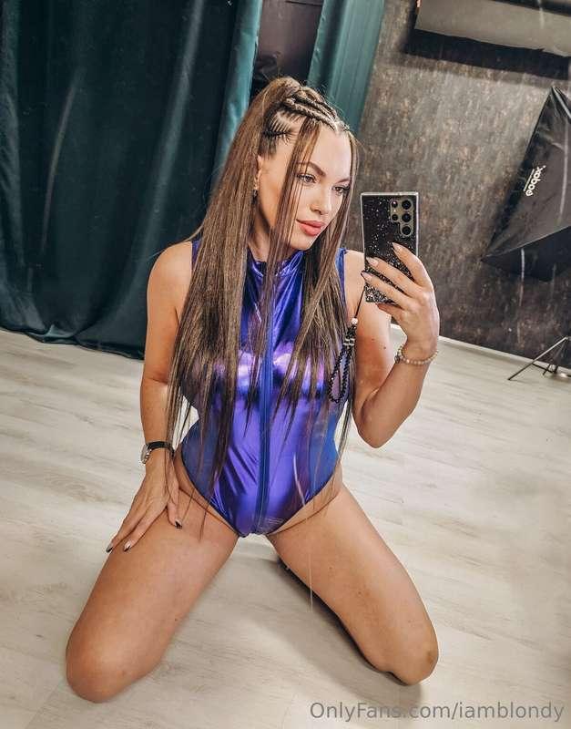 Do you like wild girls? 😏😏 Then you NEED TO CLAIM HER FREE T..