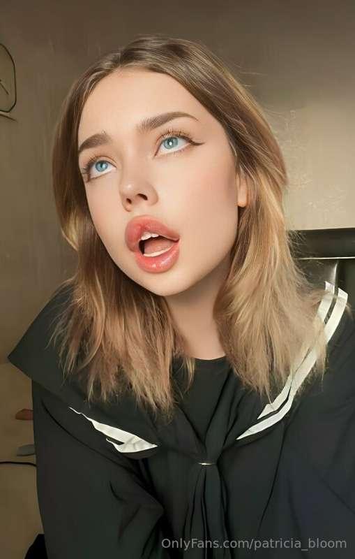 🔥 STOP SCROLLING 🔥 Free subscription ✅ @eva_benz_free  COLLE..