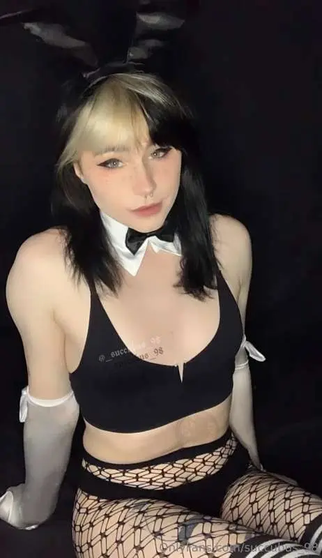 i will send out a new video of me massaging my tits with oil..