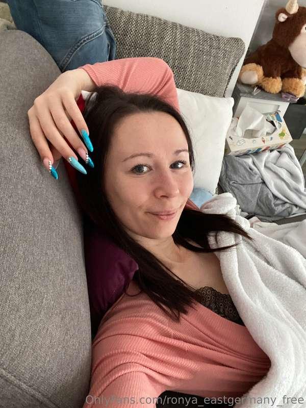 Hallo, ihr lieben 🥰Muss meine geliebte Couch gleich verlasse..
