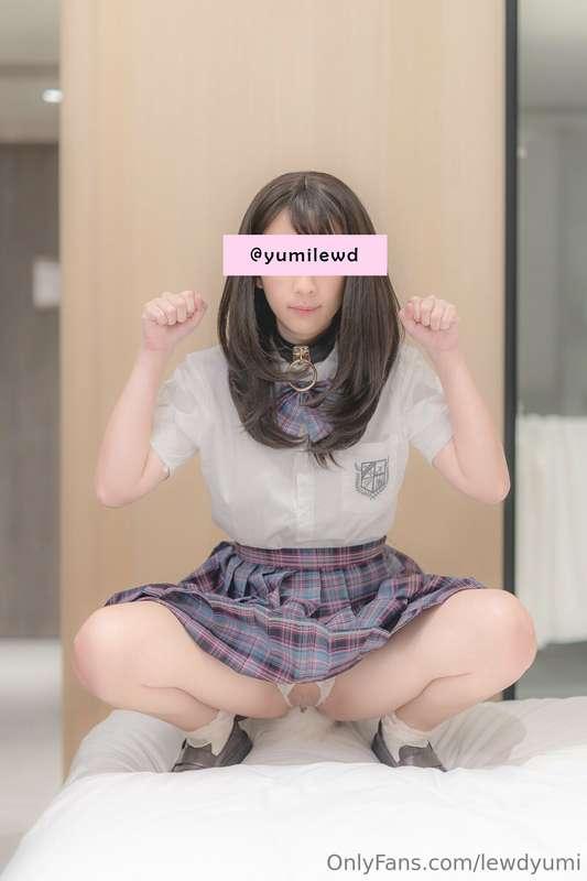 lewdyumi image #0