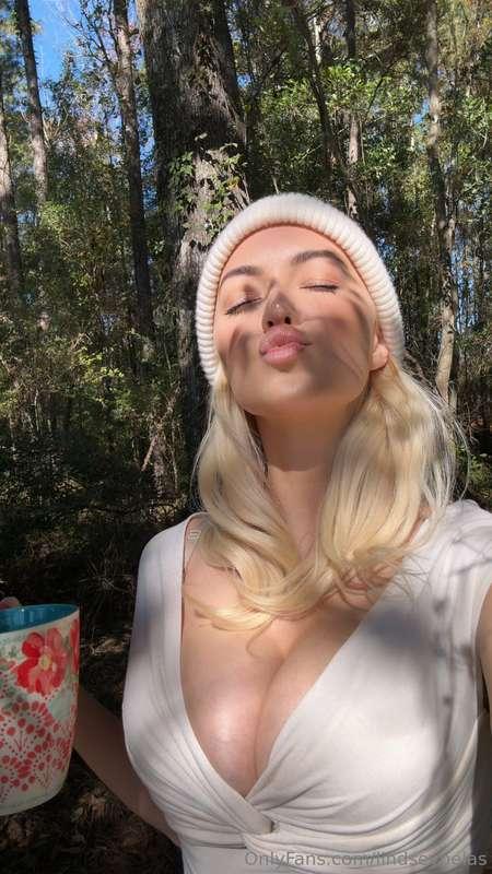 💋