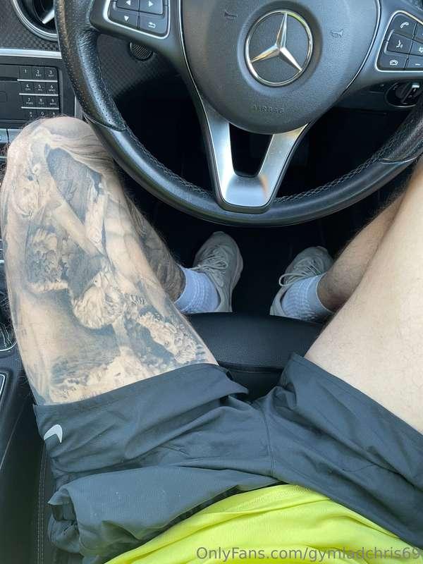 Easy access... 😈 would you swallow my milk?