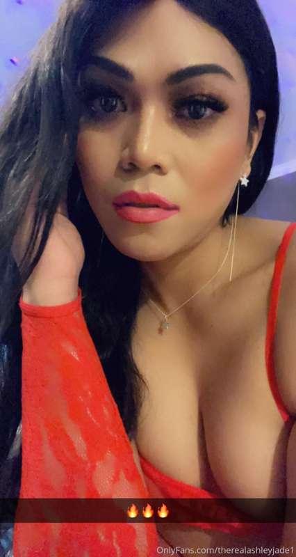 AshelyJ is on Fire 🔥 Sending the video tease of my body  and..