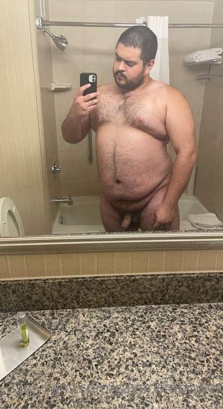 Cuz can’t pass up hotel lighting