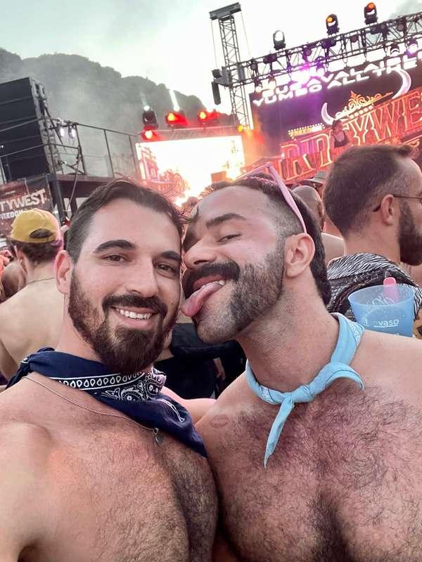 Collab? 😈 
@teddytorresxxx
