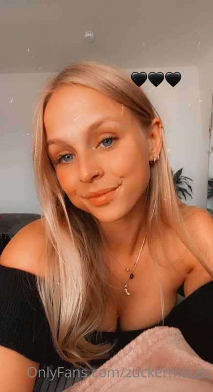 Hey mein Süßer 💋 wie war Dein Wochenende ? Ich hab es mir ma..