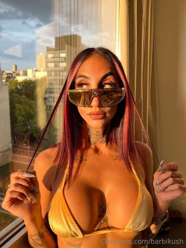 It's very hot, isn't it? 🥵