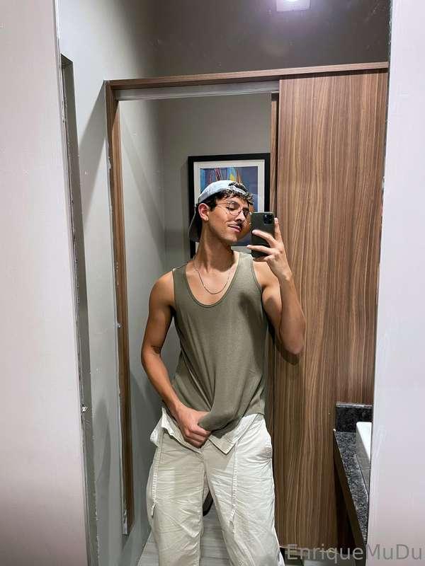 Does it look heavy? 🥴