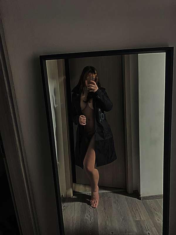 fricken love this jacket 