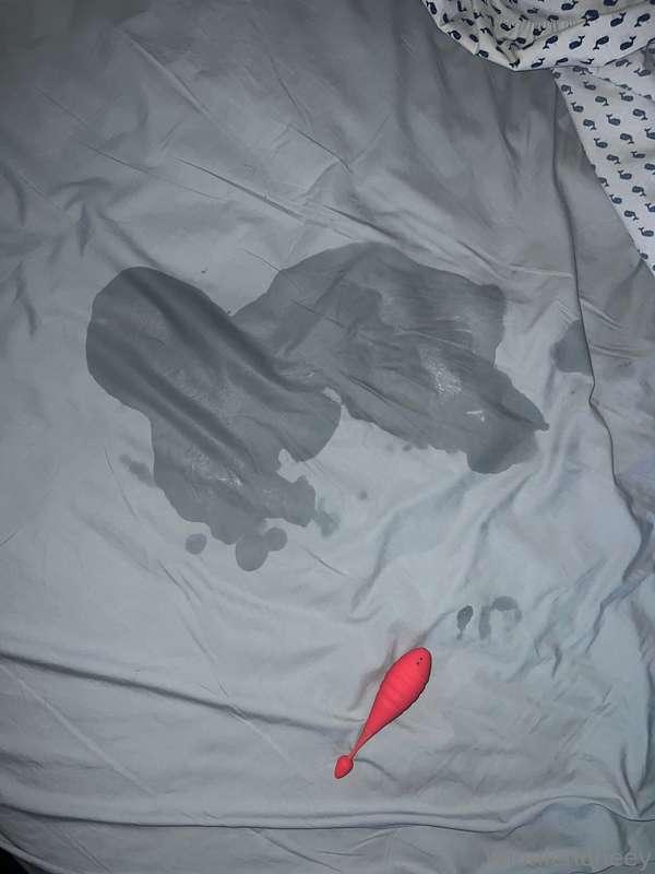 oops🤭💦 *tip $15 for the pics and vids!*