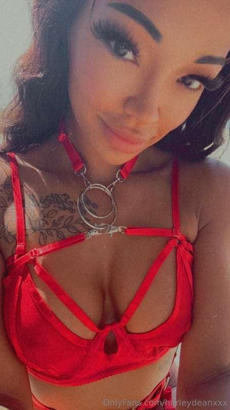 Sultry & sexy 😈