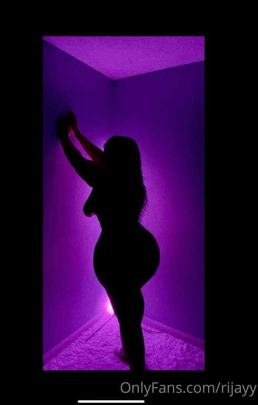I need a pole 😘