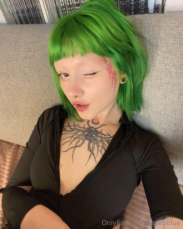 When summer makes you a little braver... and greener 💚😉