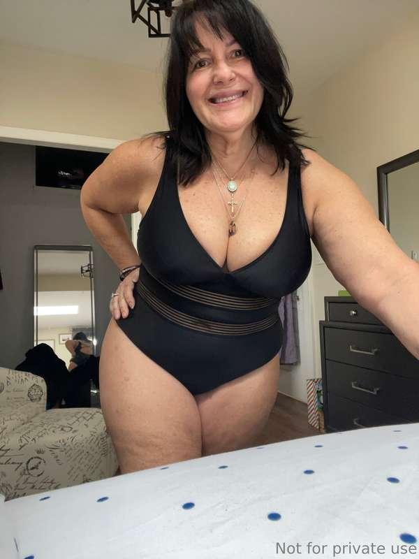 New swimsuit I like it 💜😎💜😎