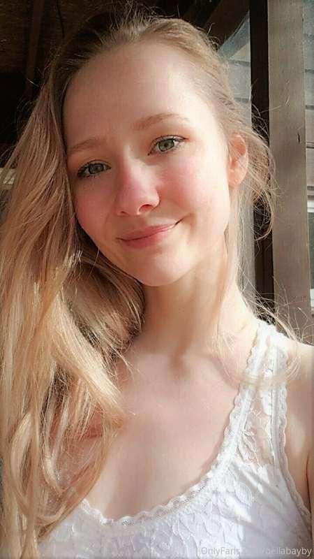Happy Thanksgiving everybody!! ❤️❤️ Feeling kind of cute thi..