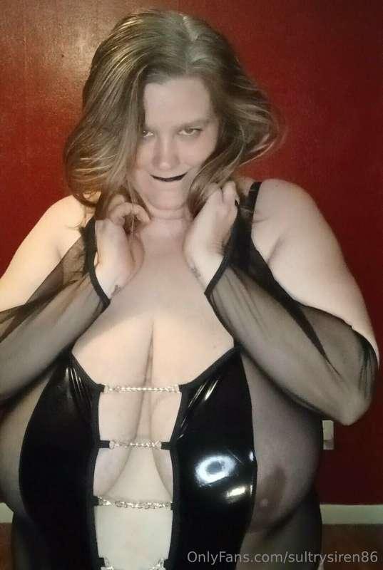 sultrysiren86 image #0