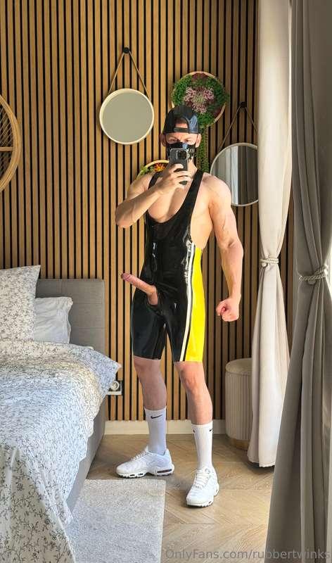 rubbertwinks image #1