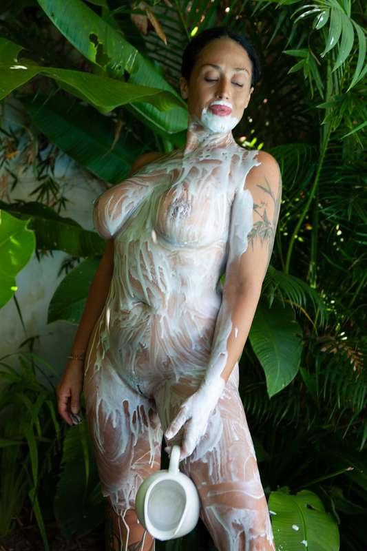 honeybanana1 image #0