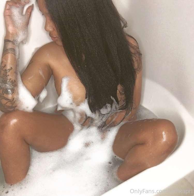 🛀 Drop a heart or tip if I’m your favorite 👅🥰 💋